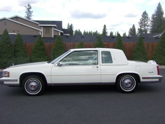 SELLING WORLD WIDE WITH NO RESERVE 1987 CADILLAC COUPE DEVILLE 44K ACTUAL MILES 1987 Cadillac DeVille COUPE DEVILLE