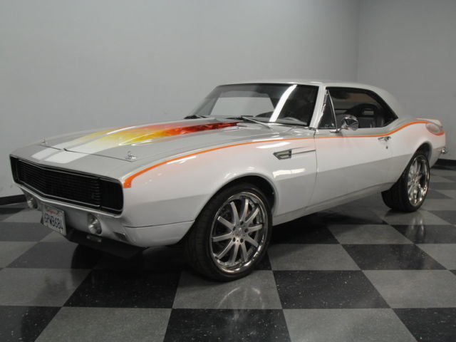 SEMA $100K+ BUILD, 454 V8, 4 SPD, FULL CUSTOM, 4 WHL DISCS, XPIPE, MULT AWARDS! 1967 Chevrolet Camaro RS Pro Touring