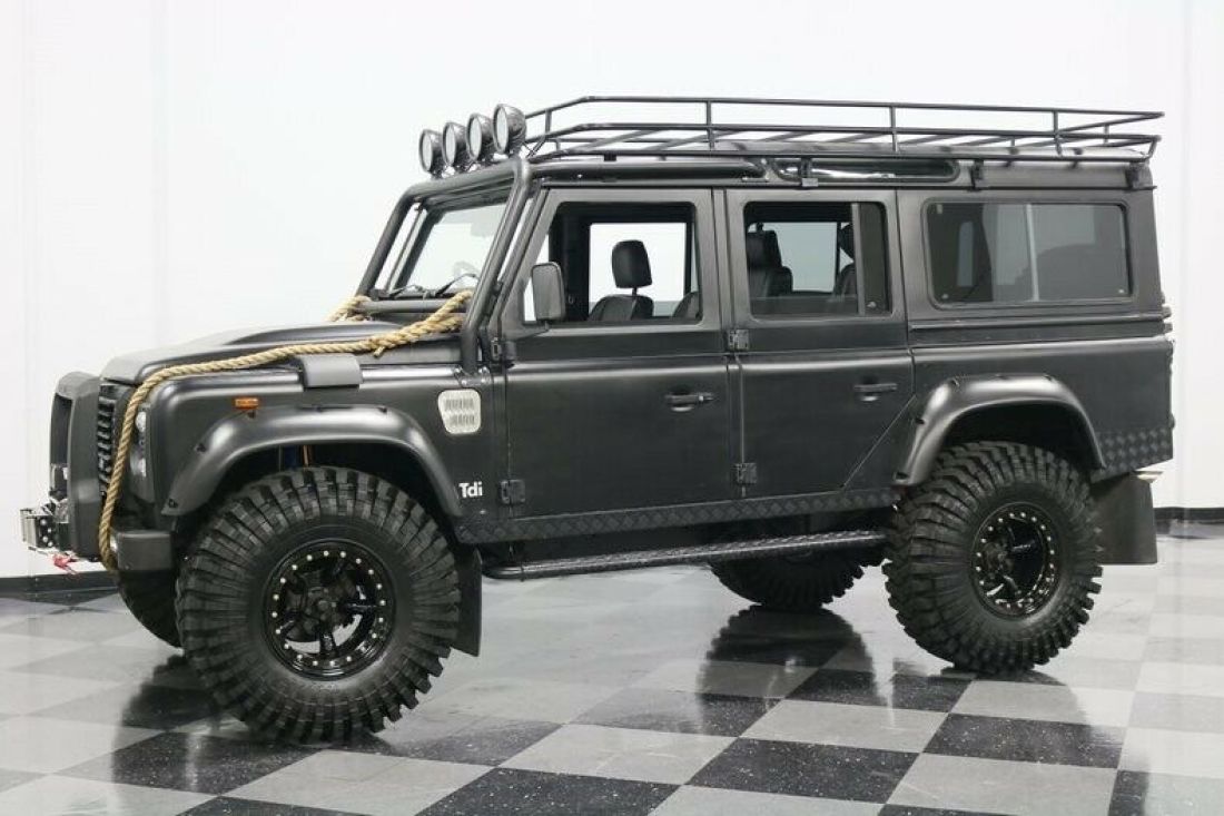 1991 Land Rover Defender 110 Spectre 007 Edition - photo 7