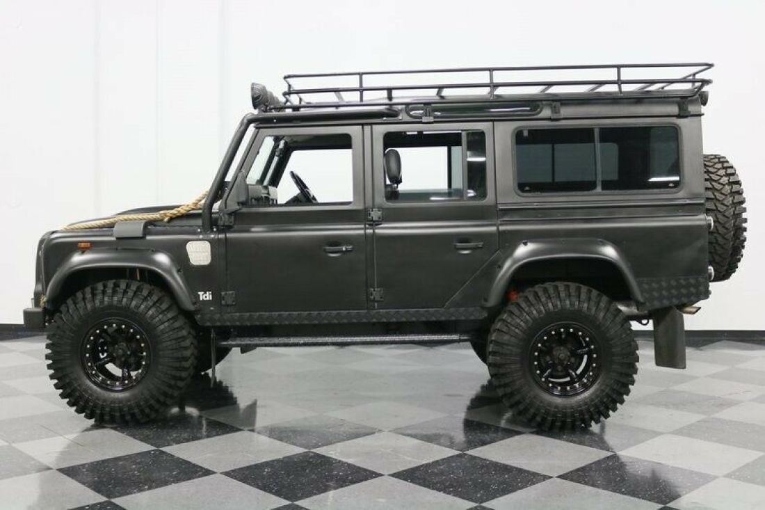 1991 Land Rover Defender 110 Spectre 007 Edition - photo 8