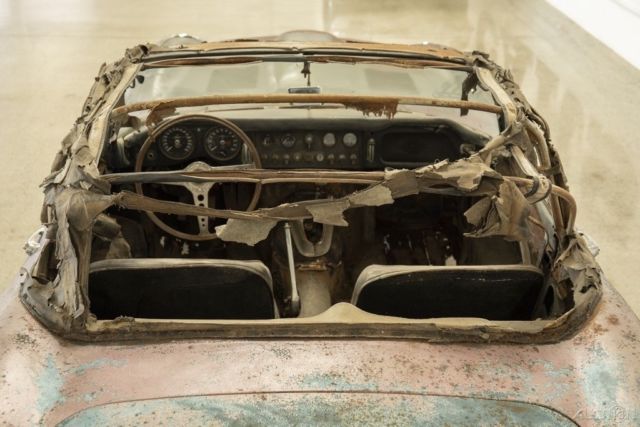 1964 Jaguar E-Type 4.2 liter Series 1 Roadster - photo 13