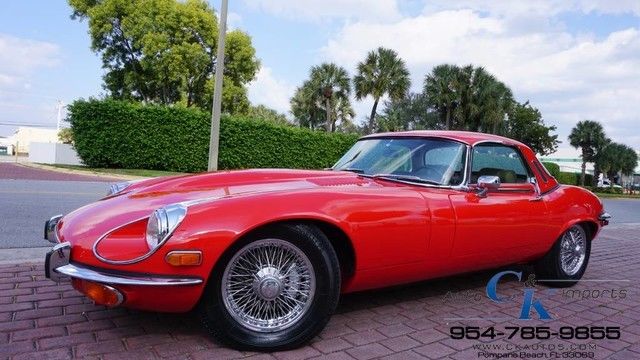 SERIES 3 SUPER CLEAN LIKE NEW SINGLE OWNER FOR OVER 25 YEARS PERFECT VEHICLE WOW 1972 Jaguar E-Type XKE CONVERTIBLE V12 A/C WIRE WHEELS AUTOMATIC NEW!