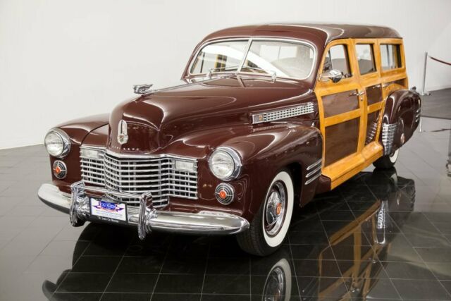 1941 Cadillac Series 61 Woodie - photo 3