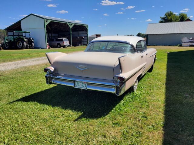 1958 Cadillac Series 62 - photo 2