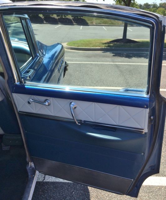 1955 Buick Roadmaster Series 70 Riviera Sedan - photo 13