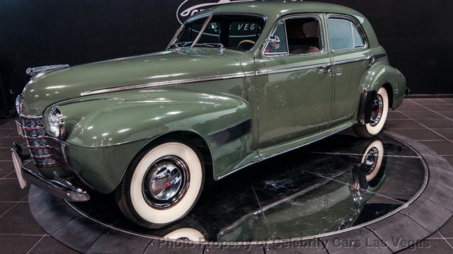 1940 Oldsmobile Series 90 Custom 8 - photo 2