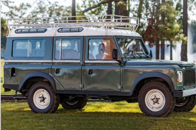 Series III 109 Santana 6 cyl Diesel 3.4L 1984 Land Rover Defender 5 door