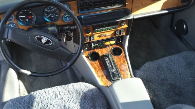 1987 Jaguar XJ6 Flawless Restoration RARE - photo 3