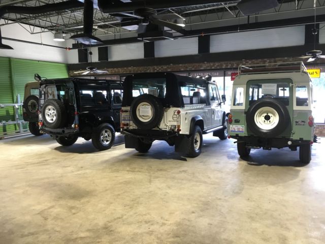 1965 Land Rover Defender 5 door wagon - photo 10