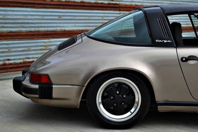 1981 Porsche 911 SC Coupe 2-Door - photo 10
