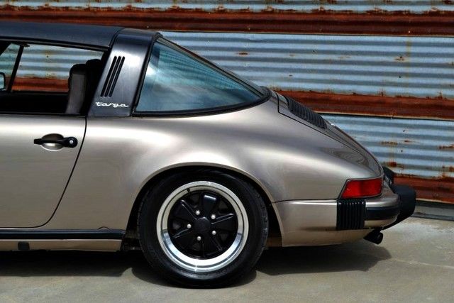 1981 Porsche 911 SC Coupe 2-Door - photo 4