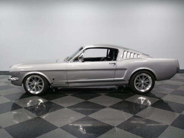 1966 Ford Mustang GT Fastback - photo 2