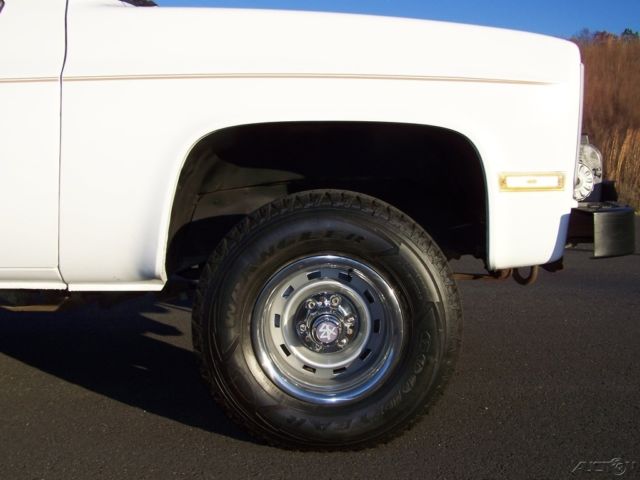 1990 Chevrolet Blazer 1-OWNER 83K-CHEVY-ROCK-SOLID-ORG-NO-RUST-SURVIVOR - photo 11