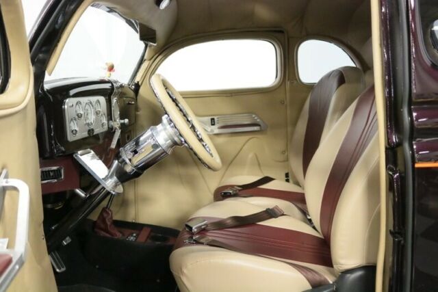 1936 Ford 5-Window Coupe - photo 5