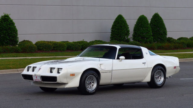 1981 Pontiac Trans Am Trans Am Coupe 2-Door - photo 9
