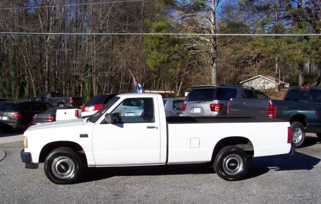 1990 Chevrolet S-10 1-OWNER 71K 4.3L FUEL INJ AC AUTOMATIC REG CAB 2WD - photo 6