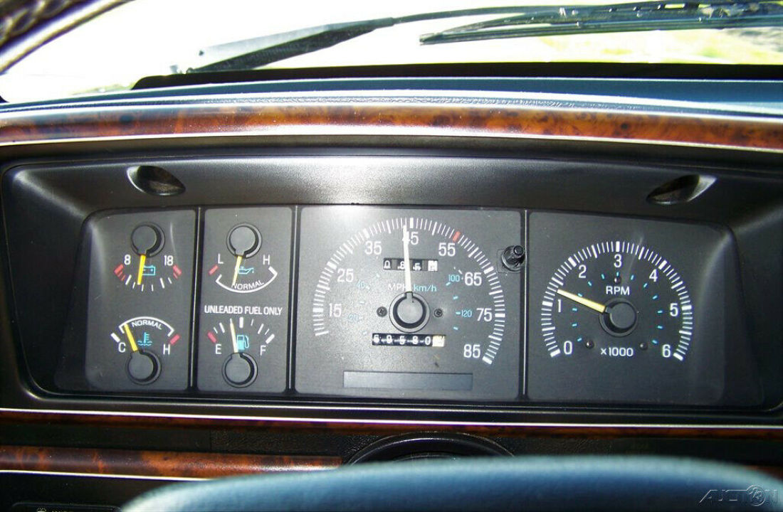 1989 Ford F-150 XLT LARIAT 69K 4.9L FUEL INJ INLINE 300 6CYL 5-SPEED COLD A/C - photo 11