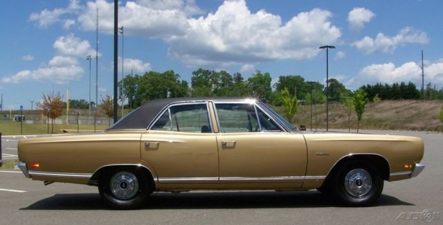 1969 Plymouth Satellite 4-DOOR 318 V8 5.2L 4BBL DUAL EXHAUST AC AUTOMATIC - photo 7