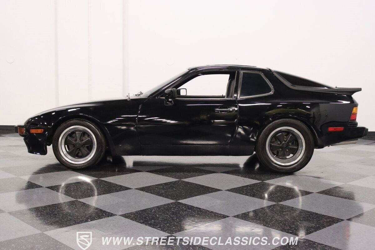 1983 Porsche 944 - photo 3