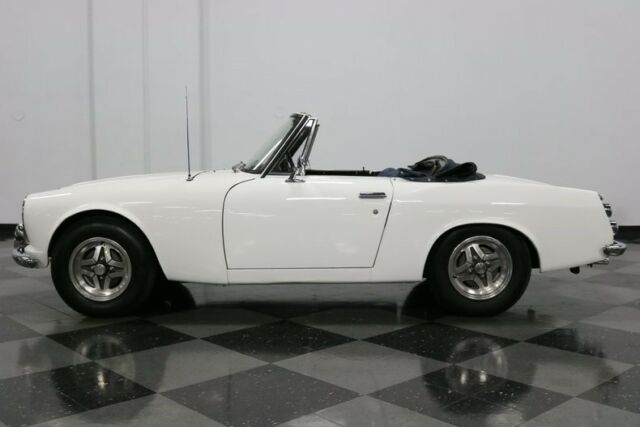 1968 Datsun 1600 -- - photo 3