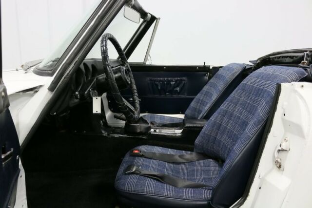 1968 Datsun 1600 -- - photo 5