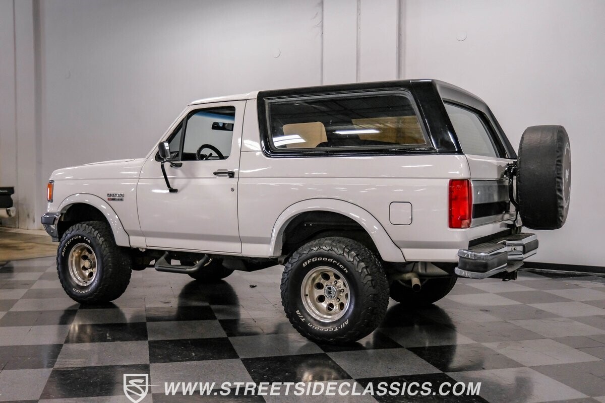 1991 Ford Bronco XLT 4X4 - photo 8