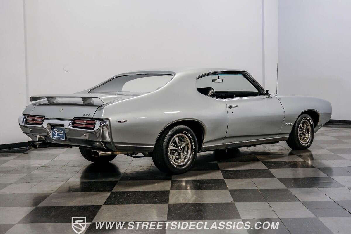 1969 Pontiac GTO - photo 12