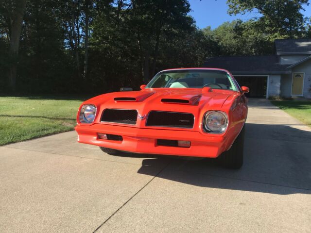 1976 Pontiac Firebird - photo 2