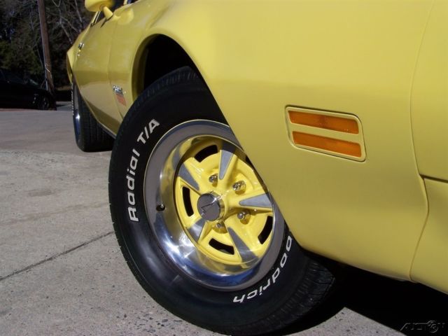 1976 Pontiac Firebird 1-OWNER FORMULA SINCE 79 5.7L 350 AUTOMATIC AC YELLOW BEAUTY - photo 11