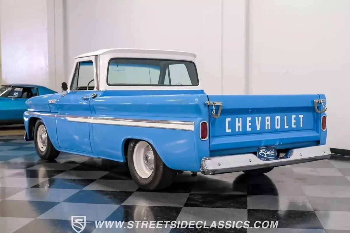 1965 Chevrolet C-10 Restomod - photo 9