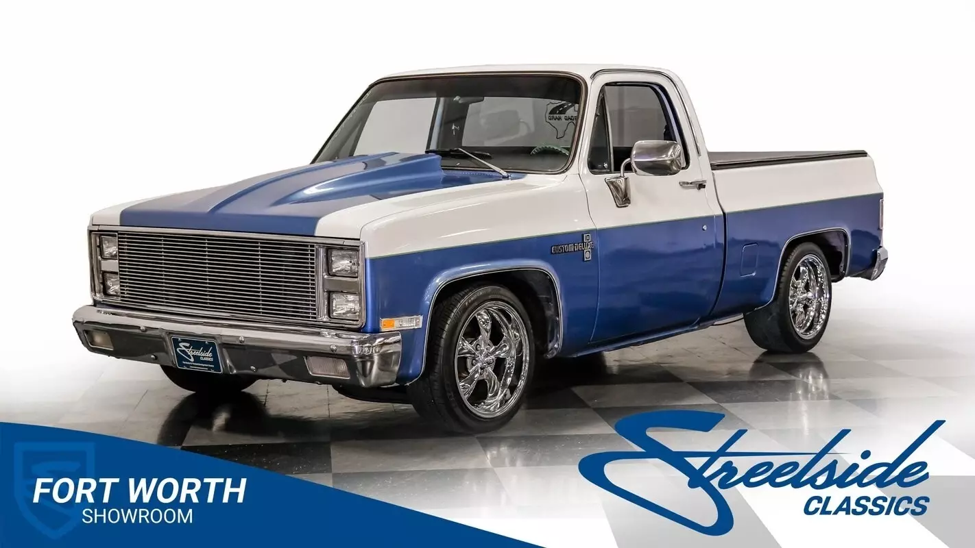 Sharp Short Bed Chevy w/ Lowered Stance! 5.0L V8, 4 Spd Auto, A/C, Custom Paint 1984 Chevrolet C-10