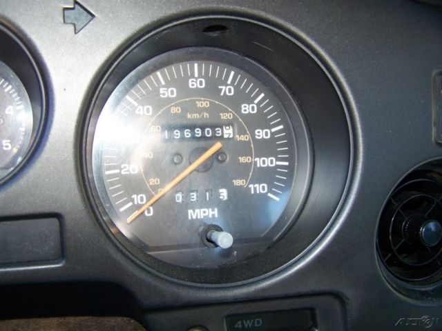 1990 Toyota Land Cruiser FJ62 4.2L FUEL INJ INLINE 6CYL 4X4 AUTOMATIC OD - photo 8