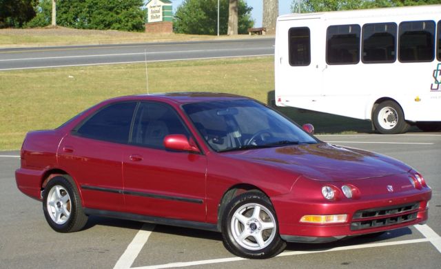SHARP-SOUTHERN-COLD-AC-1.8L-DOHC-CD-AUTO-ALLOY-LOADED-CRUISE-HONDA-ACCORD-SISTER 1994 Acura Integra LS ALL STOCK ADULT OWNED A SMOOTH RUNNING SEDAN!