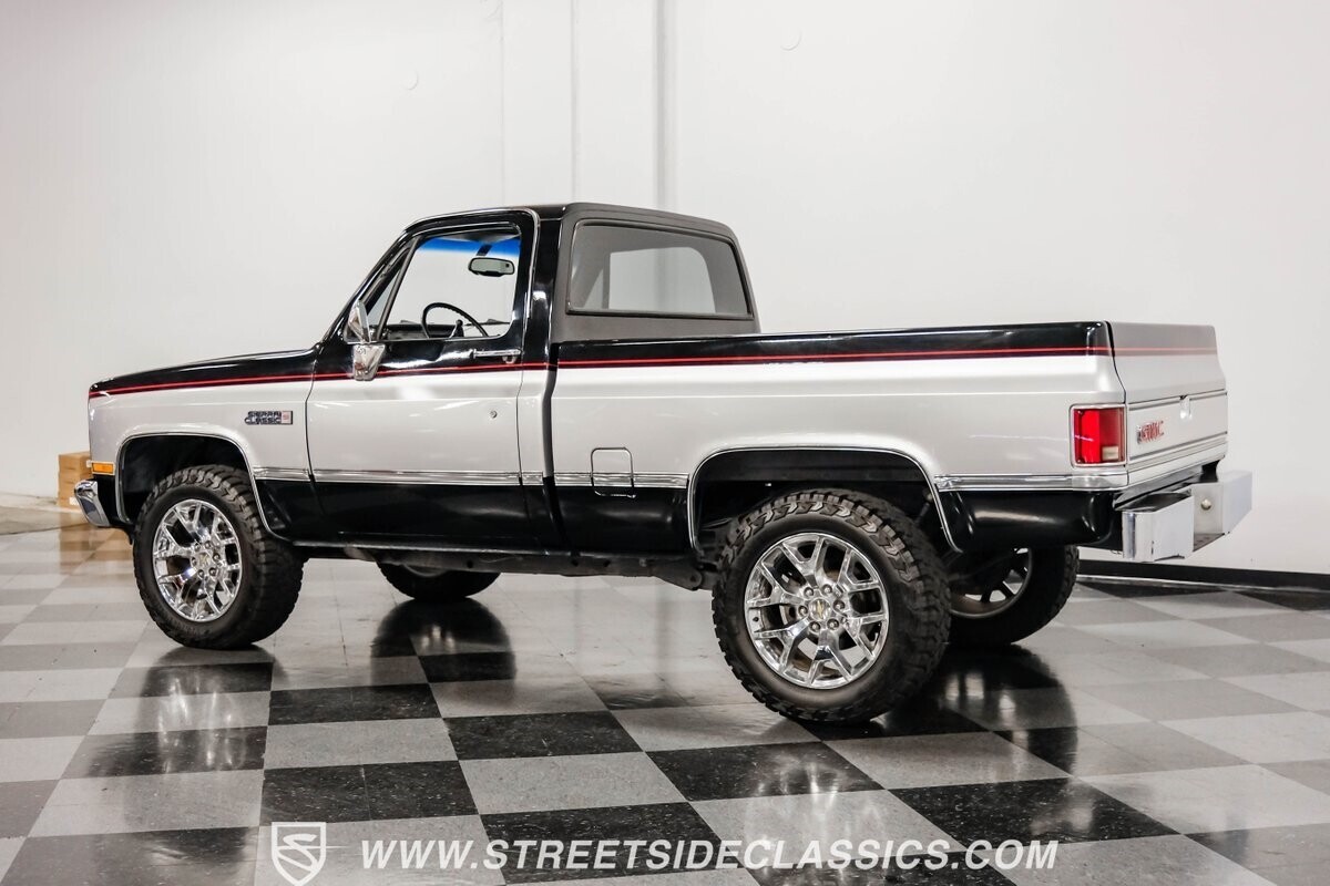 1982 GMC Sierra 1500 1500 Classic Resto-Mod - photo 8