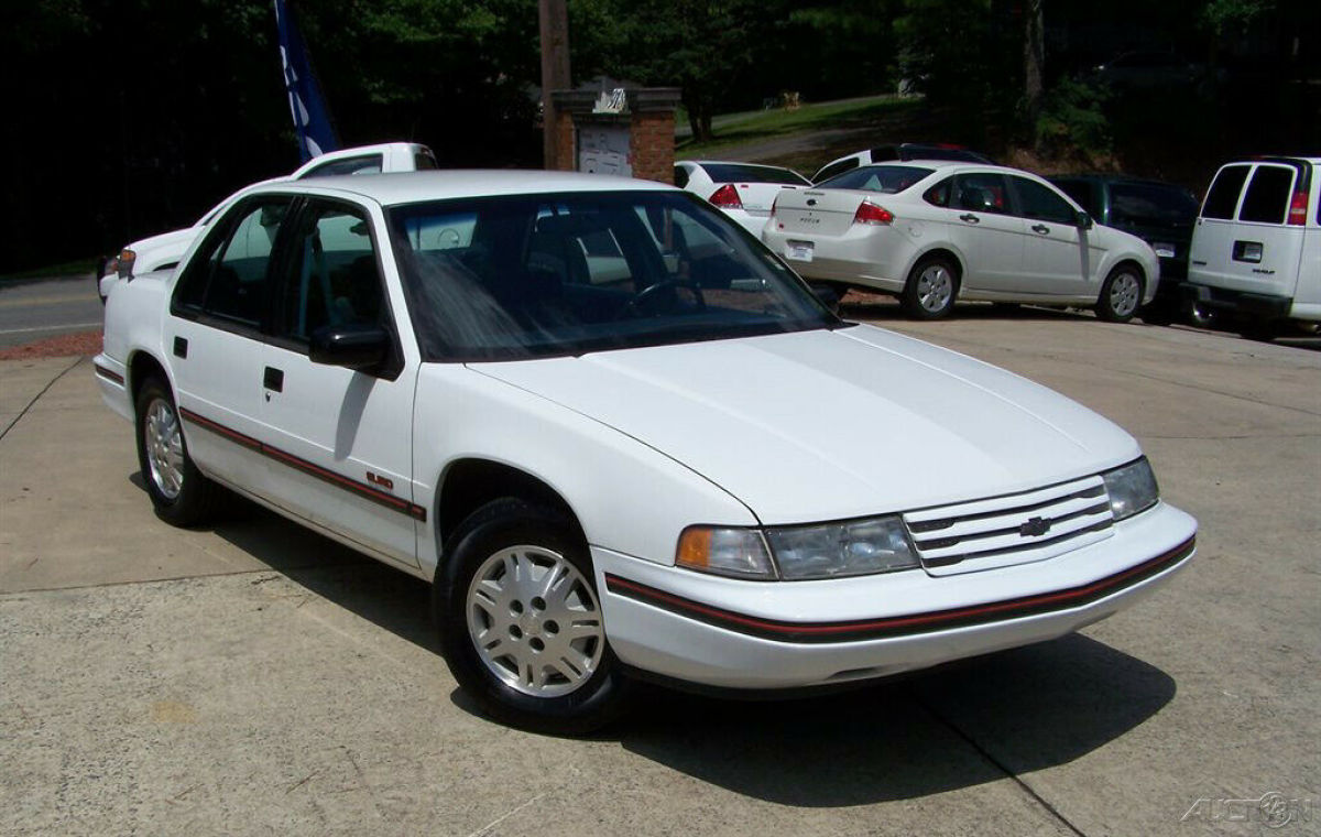 SHARP STOCK ORG CLEAN COLD A/C CRUISE CHEVY COMP 2 MONTE CARLO IMPALA SS CAPRICE 1993 Chevrolet Lumina EURO 138K FUEL INJ 3.1L V6 FE2 SPORT PKG 4-DOOR SEDAN