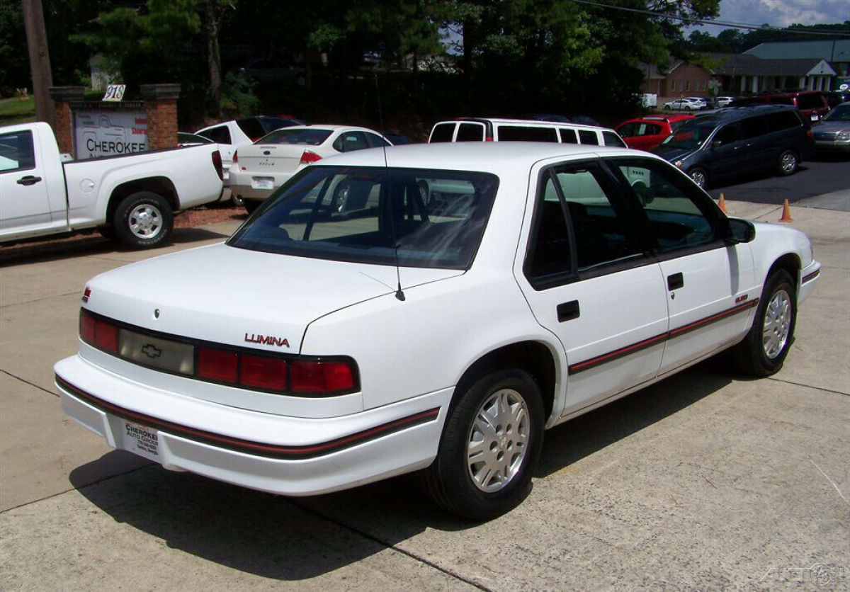 1993 Chevrolet Lumina EURO 138K FUEL INJ 3.1L V6 FE2 SPORT PKG 4-DOOR SEDAN - photo 2