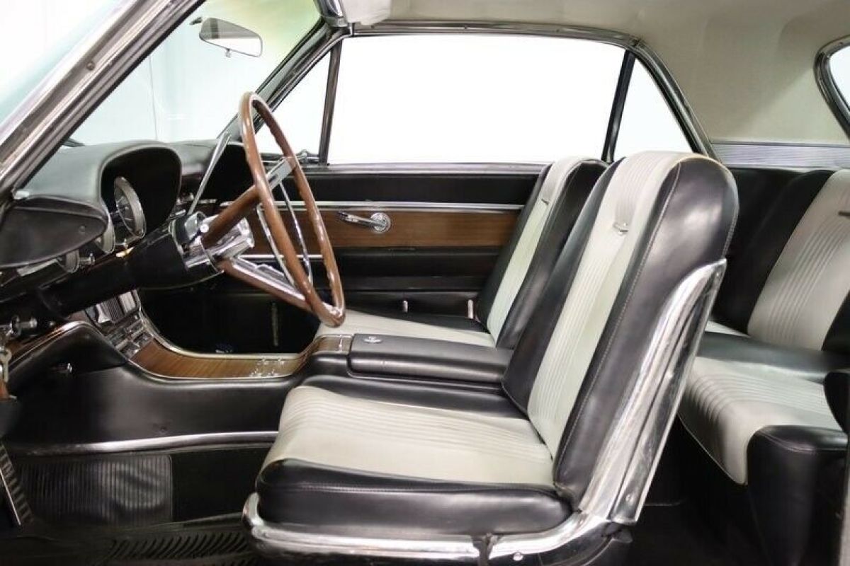 1963 Ford Thunderbird Landau - photo 5
