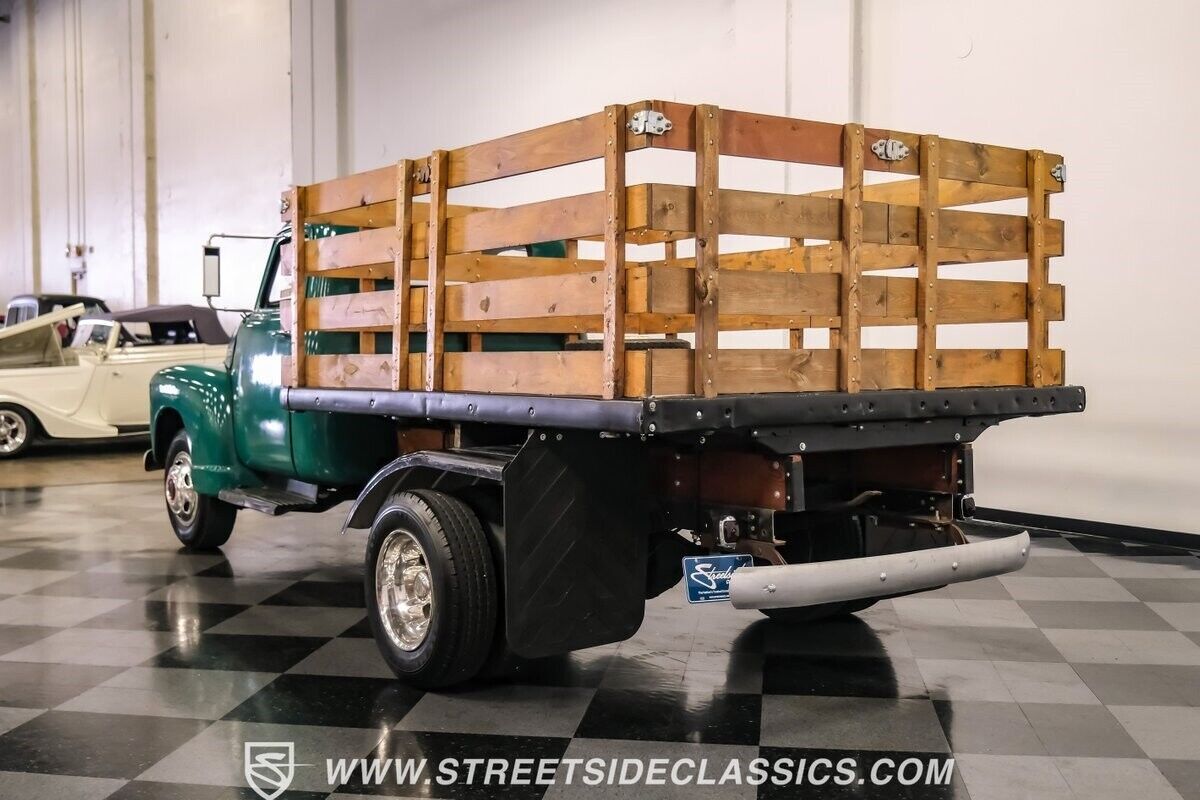 1948 GMC 1 Ton Flatbed Stake Truck - photo 10