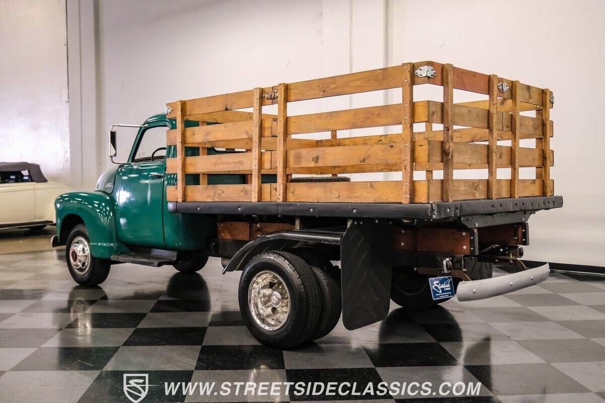 1948 GMC 1 Ton Flatbed Stake Truck - photo 9