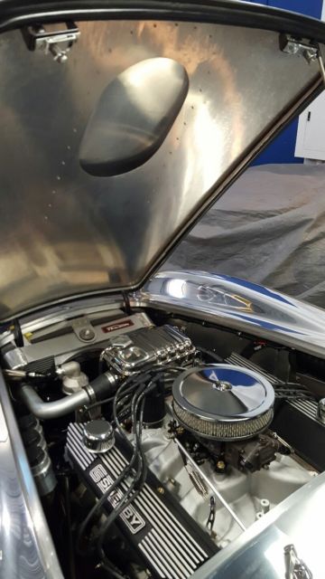 1965 Shelby COBRA 427 ALL ALUMINUM WITH BRUSHED ALUMINIUM STRIPS - photo 6
