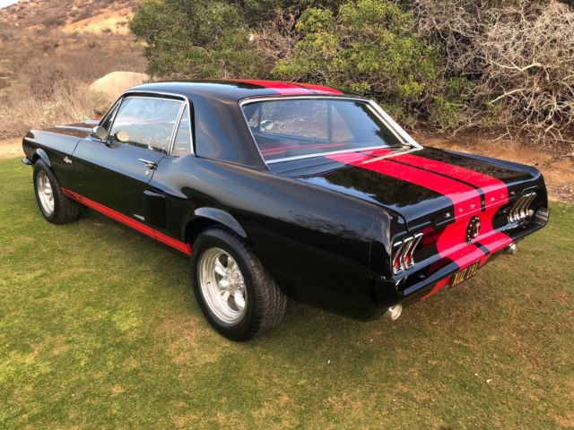 1967 Ford Mustang - photo 2