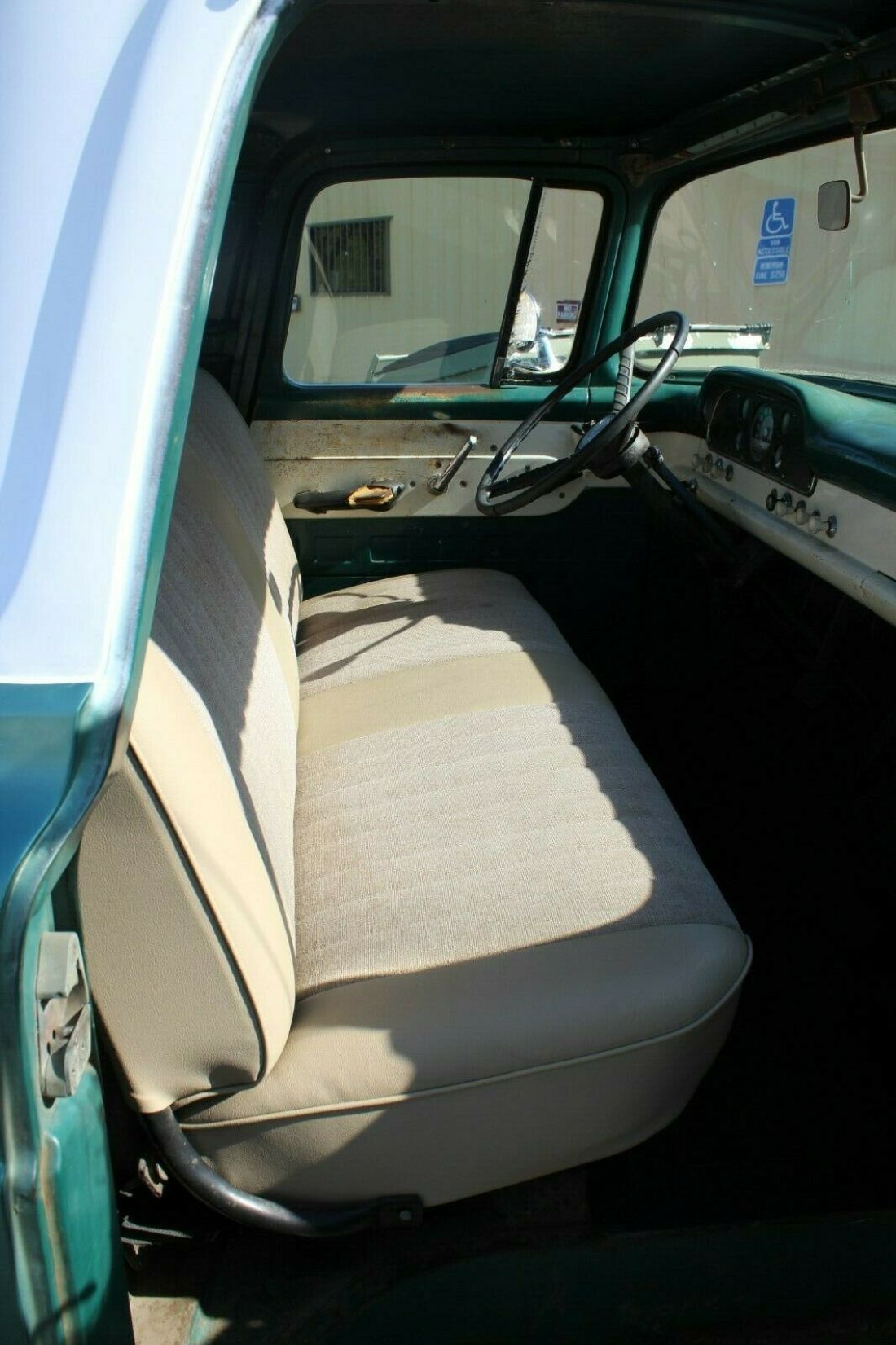 1960 Ford F-100 CUSTOM CAB - photo 9