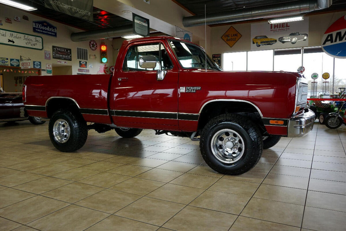 1988 Dodge RAM 100 Reg.Cab Short-Bed 4WD - photo 12