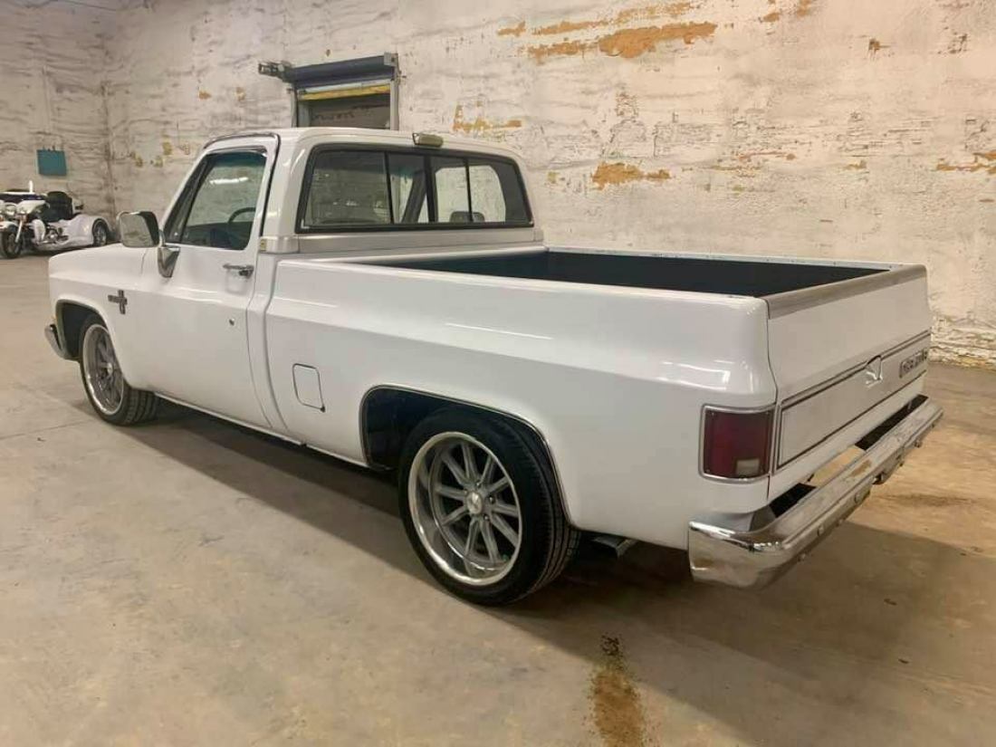 1986 Chevrolet C-10 - photo 3