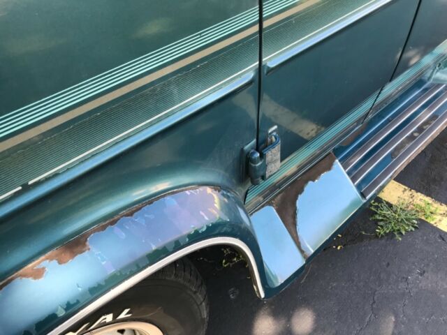 1993 Chevrolet G20 Van 1500 conversion - photo 13