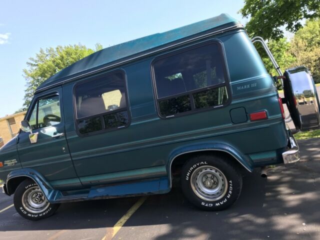 1993 Chevrolet G20 Van 1500 conversion - photo 3