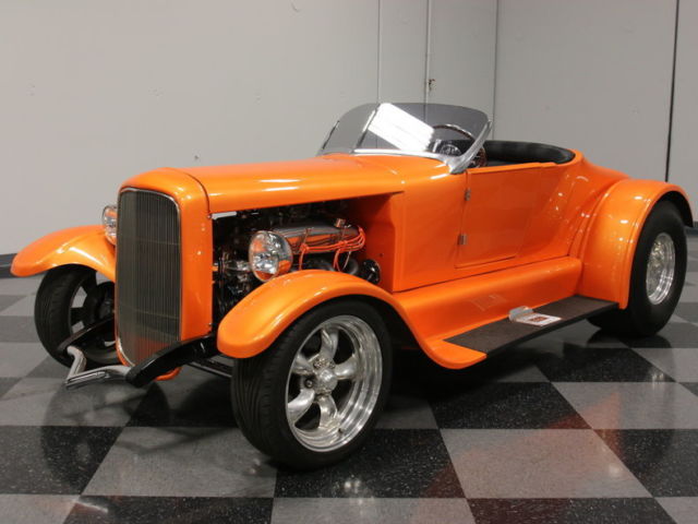 SHOW-N-GO '27 ROADSTER, STRONG 350 V8, AUTO, FORD 9", FRONT DISCS, FAST & LOUD!! 1927 Ford Roadster