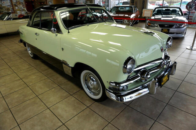 1951 Ford Victoria 2-Door - photo 12