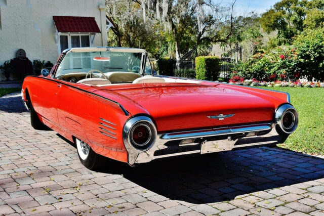 1961 Ford Thunderbird Convertible Amazing Show Restoration 390ci - photo 7