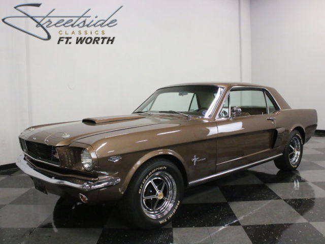 SHOW-QUALITY RESTO, REBUILT 302 CI, 4-SPEED TOP-LOADER, PWR FRONT DISCS, PS, A/C 1966 Ford Mustang